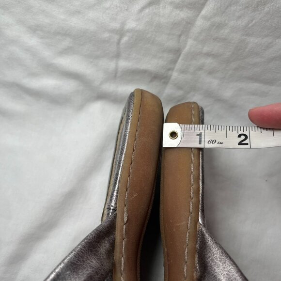 B.O.C Born Concept Womens Metallic Silver Bow Thong Toe Sandal Flip Flops 10 - Picture 7 of 12